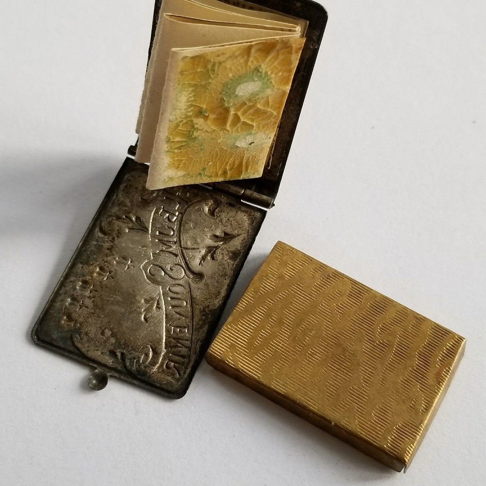 Antique WWI locket French fold out France World War 1 one sweetheart souvenir - Picture 10 of 15